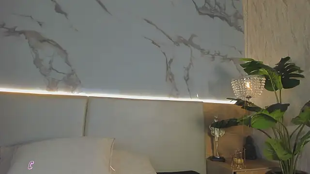 Celeste-Evanns online show from February 1, 7:45 pm