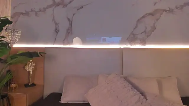 Snapshot of Celeste-Evanns chatting on June 7, 10:15 pm Celeste-Evanns online show from June 7, 10:15 pm