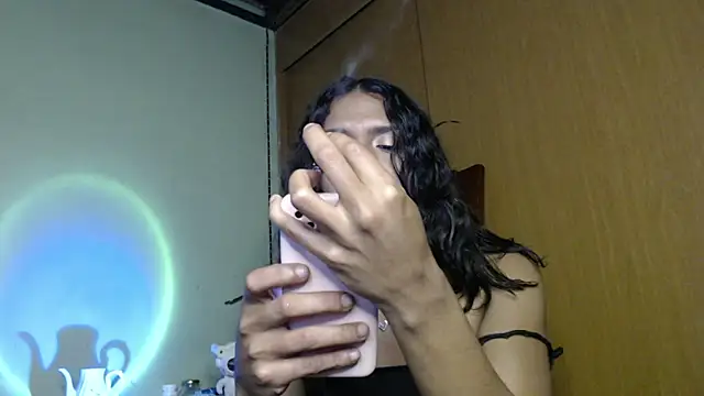 Galgadot3 online show from April 4, 2:51 am