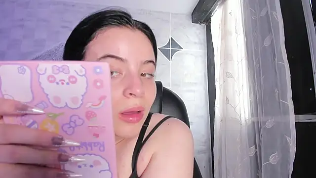 Snapshot of ChannelWhite_ chatting on September 26, 9:32 pm ChannelWhite online show from September 26, 9:32 pm