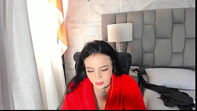 Snapshot of ChannelWhite_ chatting on October 14, 9:25 pm ChannelWhite online show from October 14, 9:25 pm