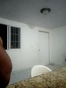 Snapshot of marii15 chatting on November 16, 5:01 am marii15 online show from November 16, 5:01 am