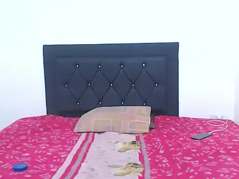 Snapshot of natashat_lorent chatting on October 31, 2:02 pm natashat lorent online show from October 31, 2:02 pm