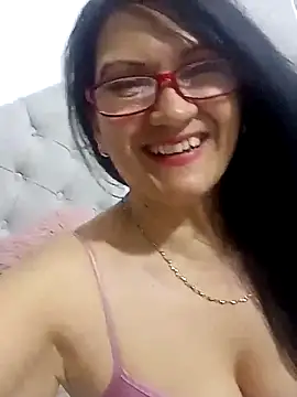 Ternura Prohibida online show from November 18, 11:37 pm