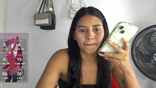 Snapshot of karlys01 chatting on October 1, 1:11 am karlys01 online show from October 1, 1:11 am