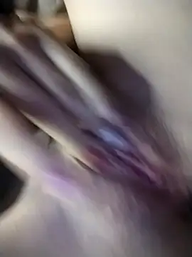 lucerocutte online show from April 6, 5:19 am