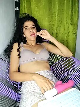 lucerocutte online show from November 12, 6:50 am