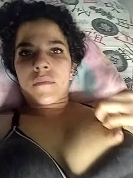 lucerocutte online show from December 4, 2:43 am