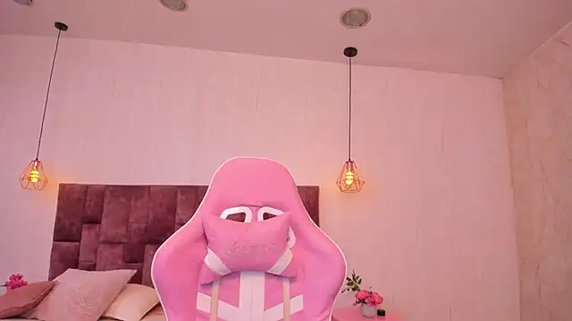 BellaClarck online show from November 21, 8:52 pm