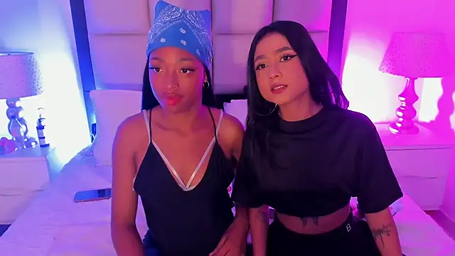 Snapshot of ElisabettaMonroy chatting on November 12, 5:39 pm ElisabettaMonroy online show from November 12, 5:39 pm