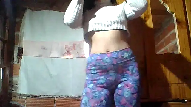 nosdivertimosjuntos online show from July 30, 12:37 pm
