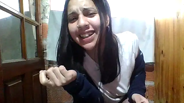 nosdivertimosjuntos online show from July 25, 11:49 am