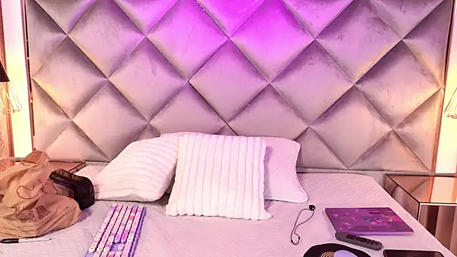 gemma sm online show from October 29, 3:16 am