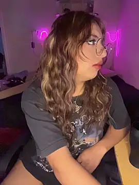 SoftLady S33 online show from April 26, 3:26 am