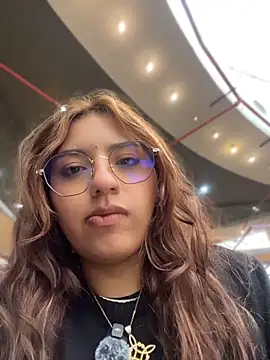 SoftLady S33 online show from May 12, 2:34 pm