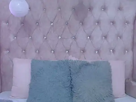 Snapshot of Jessica_Carter_01 chatting on July 2, 8:37 pm Jessica Carter 01 online show from July 2, 8:37 pm