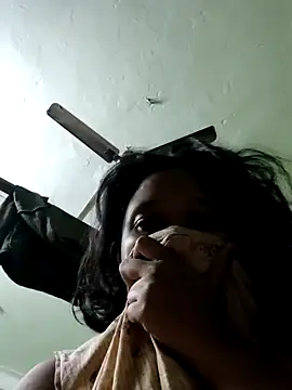 pujaroy363534 online show from November 24, 12:49 pm