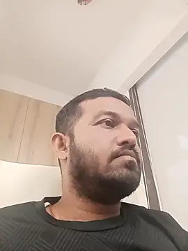 Snapshot of VJ17 chatting on November 15, 11:58 am VJ17 online show from November 15, 11:58 am