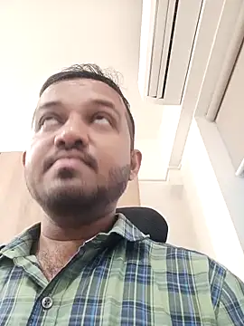 VJ17 online show from April 8, 5:20 am