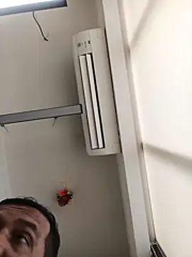 Snapshot of VJ17 chatting on November 5, 5:10 am VJ17 online show from November 5, 5:10 am