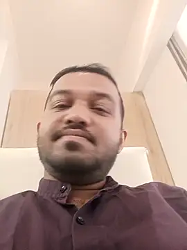 VJ17 online show from December 17, 4:39 am