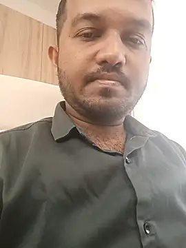 Snapshot of VJ17 chatting on October 3, 6:04 am VJ17 online show from October 3, 6:04 am