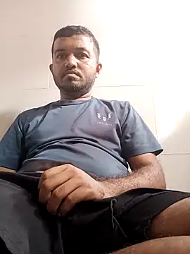 Snapshot of VJ17 chatting on November 3, 9:46 am VJ17 online show from November 3, 9:46 am