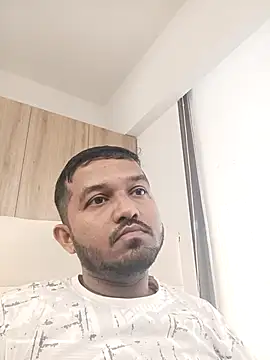 Snapshot of VJ17 chatting on November 30, 6:03 am VJ17 online show from November 30, 6:03 am