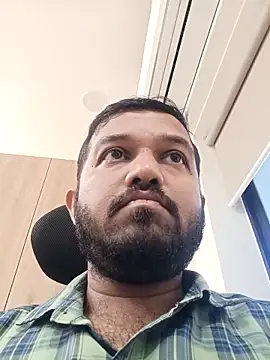 VJ17 online show from April 4, 7:59 am