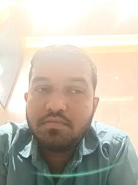 Snapshot of VJ17 chatting on December 5, 5:06 am VJ17 online show from December 5, 5:06 am