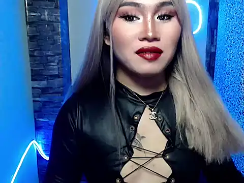 pretty lassy online show from March 24, 10:59 am