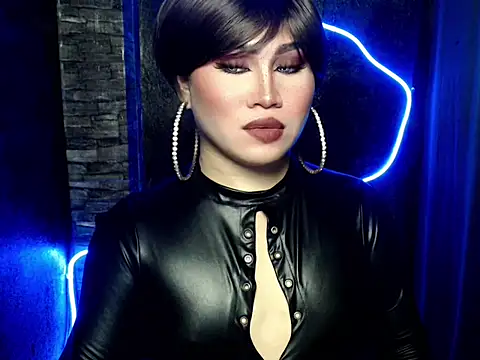 Snapshot of pretty_lassy chatting on September 28, 8:10 am pretty lassy online show from September 28, 8:10 am