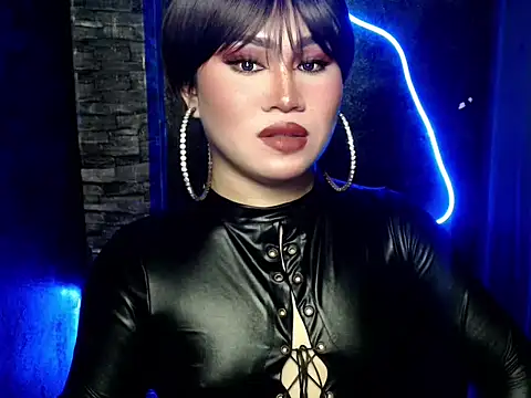 Snapshot of pretty_lassy chatting on October 17, 6:50 am pretty lassy online show from October 17, 6:50 am