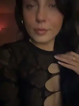 Snapshot of Mesmerising_MaxineX chatting on November 11, 10:04 pm Mesmerising MaxineX online show from November 11, 10:04 pm