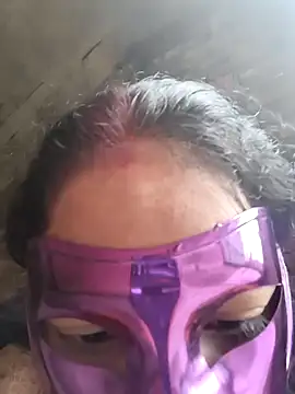 Snapshot of Hot_Alia04 chatting on October 27, 11:11 am Hot Alia04 online show from October 27, 11:11 am