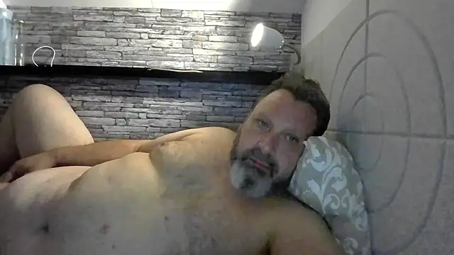 Snapshot of BigMan738@xh chatting on June 7, 11:10 pm BigMan738xh online show from June 7, 11:10 pm