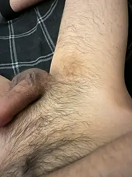 Snapshot of T0PPERS chatting on March 16, 5:44 am T0PPERS online show from March 16, 5:44 am