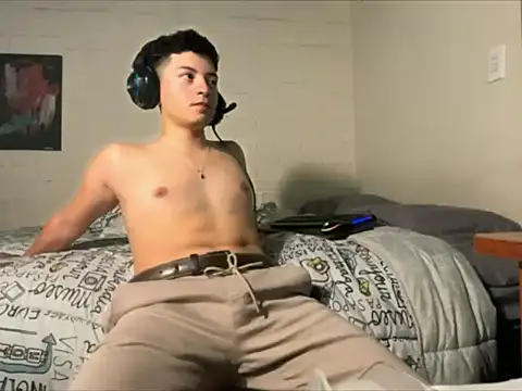 feeelipe2007 online show from September 9, 10:14 am