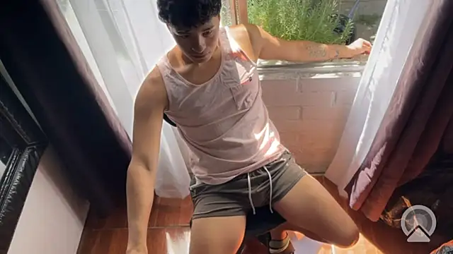 feeelipe2007 online show from February 17, 6:05 pm