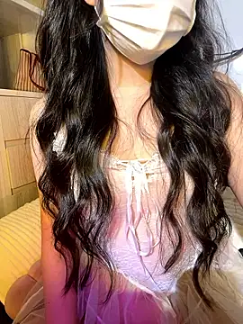 LINNIE05 online show from January 12, 8:54 am