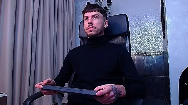 JonahShaw online show from October 1, 4:28 am