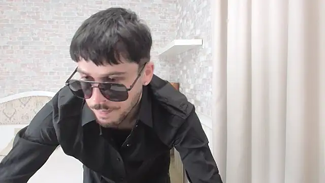 JonahShaw online show from October 24, 4:22 am