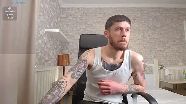 JonahShaw online show from April 14, 4:28 am