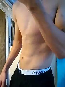 LUISSLEONN0958 online show from September 27, 9:43 pm