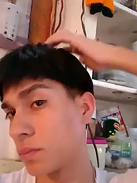 LUISSLEONN0958 online show from September 25, 10:27 pm