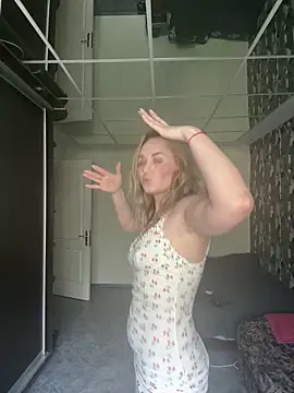 LiluMoon   online show from May 10, 12:53 pm