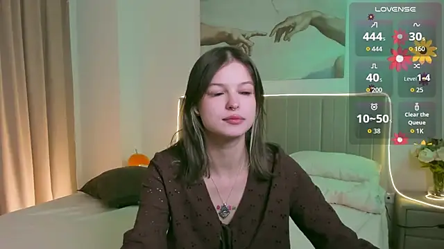 Lisa Blossom online show from November 17, 6:06 am