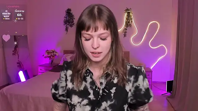 Lisa Blossom online show from March 19, 6:02 am