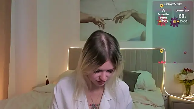 Lisa Blossom online show from September 20, 6:07 am