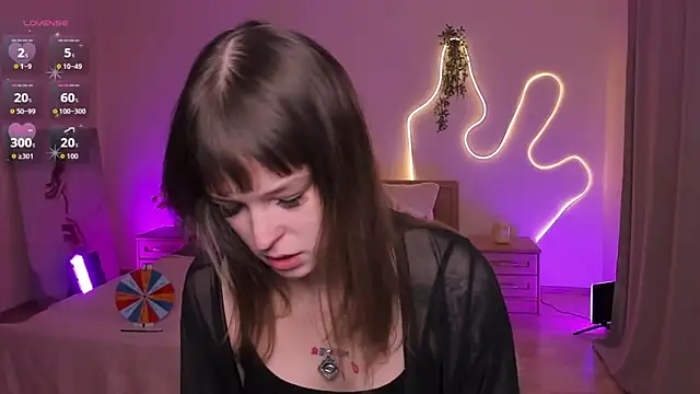 Lisa Blossom online show from March 25, 6:02 am